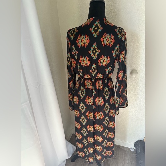 Forever 21 Black and Multicolor Patterned Dress - Picture 5 of 9